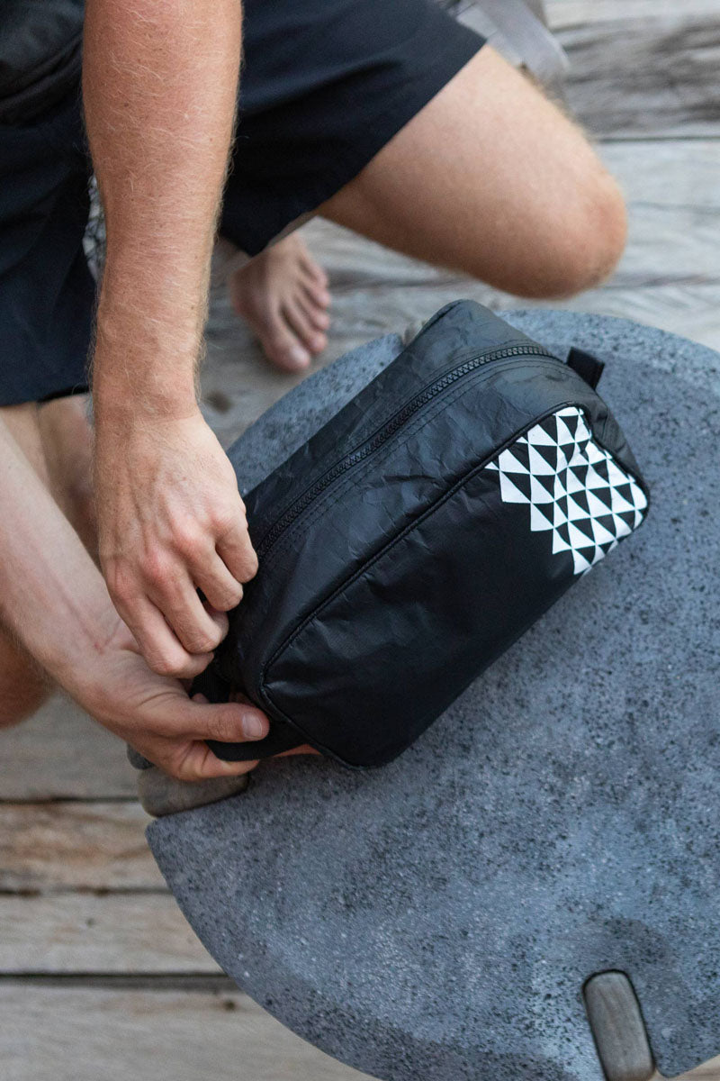 Kona Dopp Kit