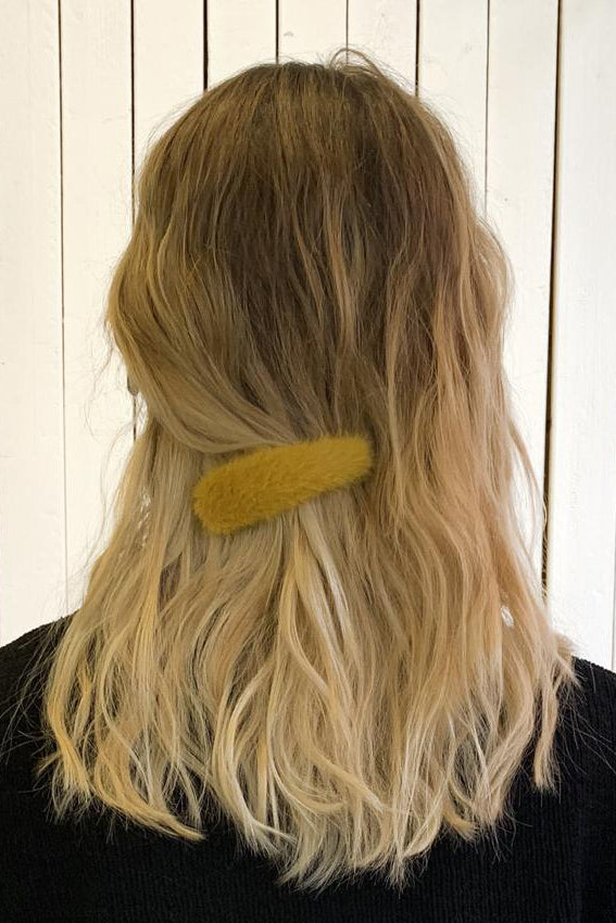 Fuzz Off Hair Clip